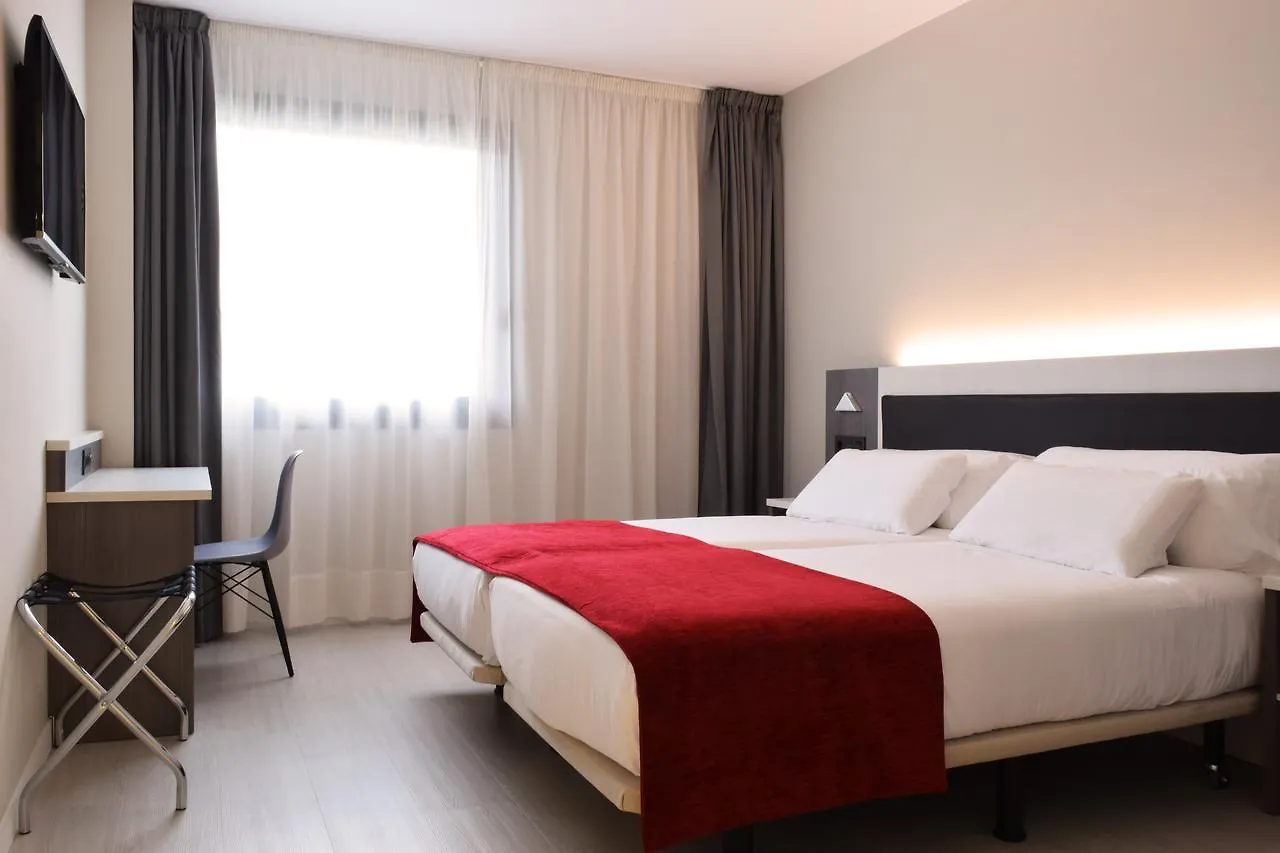 Hotel New Bilbao Airport Derio 3*,  Spain