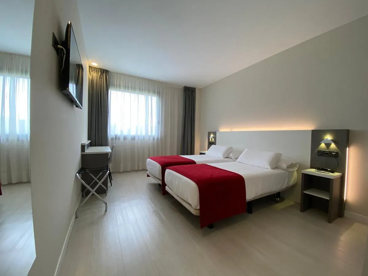 Hotel New Bilbao Airport Derio 3*,  Spain