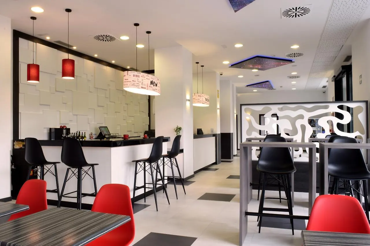 Hotel New Bilbao Airport Derio 3*,  Spain
